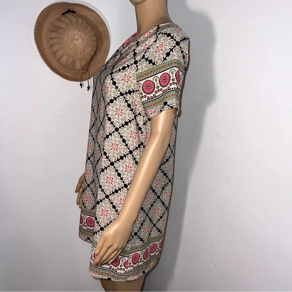 Black Bead,S, geometric print short sleeve lightweight keyhole button loop mini - Picture 2 of 8